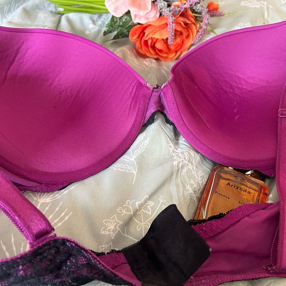 Elegant Purple Lace Trim Bra - Picture 9 of 10
